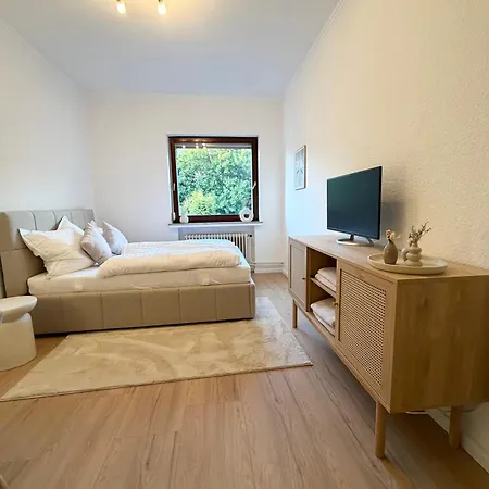 Апартаменты Stilvolles Mit Balkon Nahe Bremen *